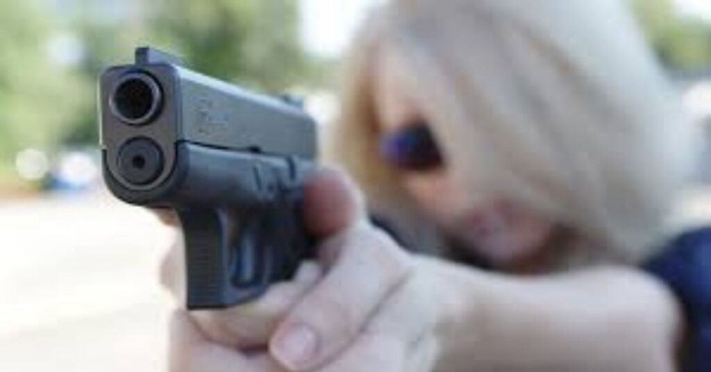 Pistols 101 An Inside Look at Glock's Free Handgun Training – Tactical  Life Gun Magazine Gun News and Gun Reviews